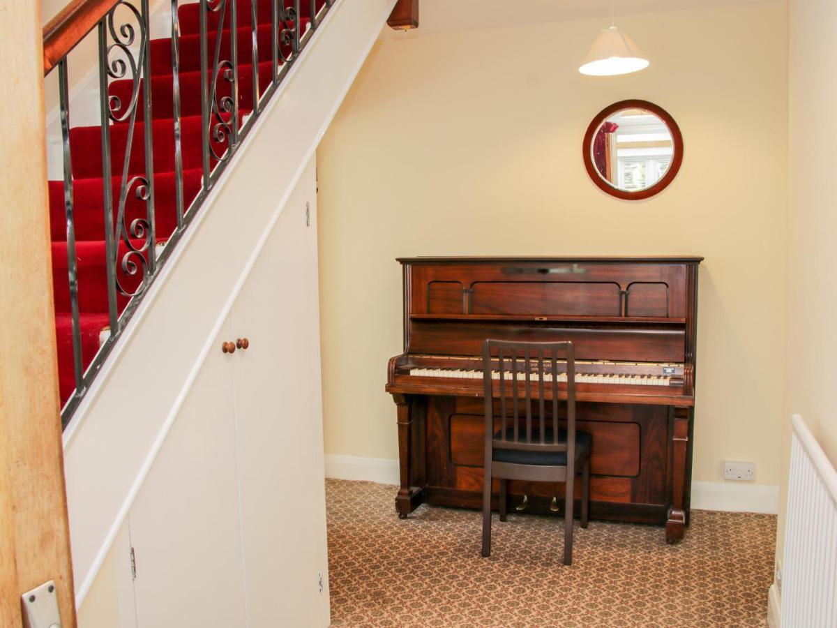 Lane House Villa Бишъпс Касъл Екстериор снимка